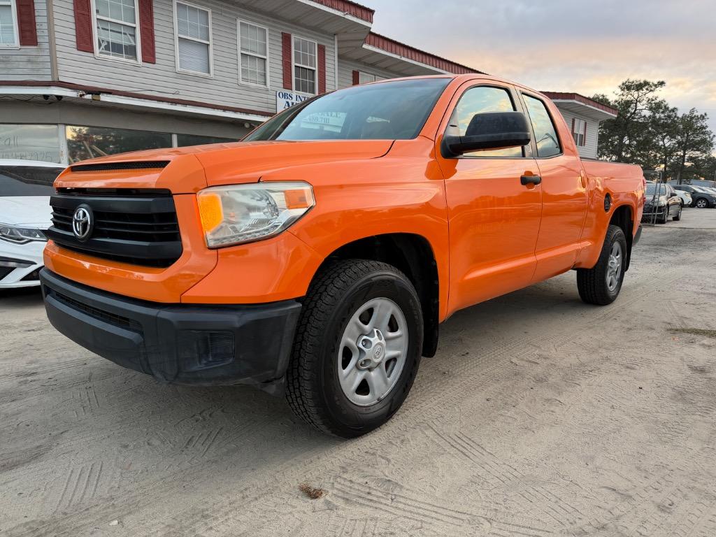 2014 Toyota Tundra SR's photo