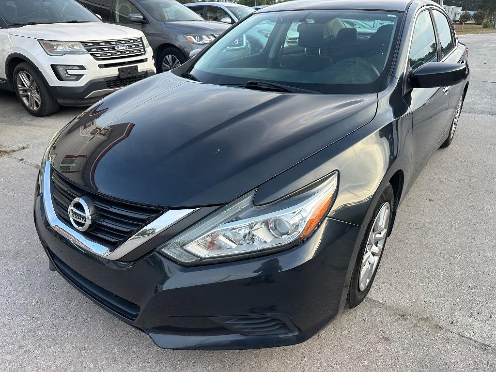 2017 Nissan Altima 2.5 S's photo