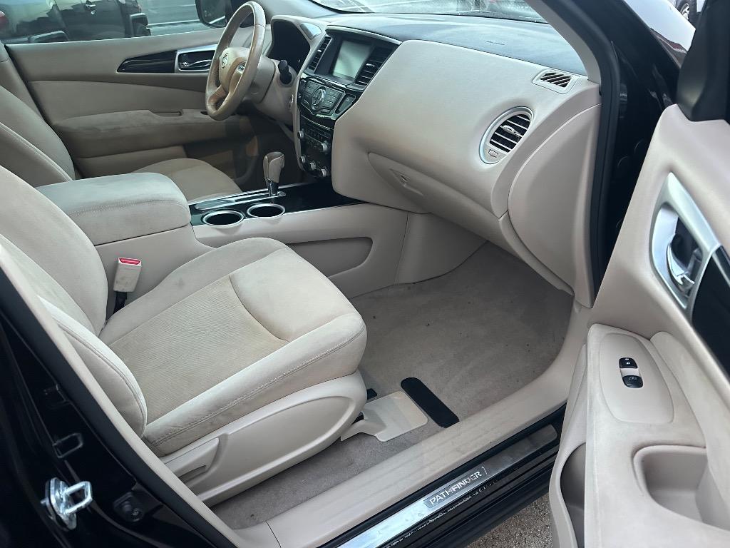 2015 Nissan Pathfinder SV - Photo 9