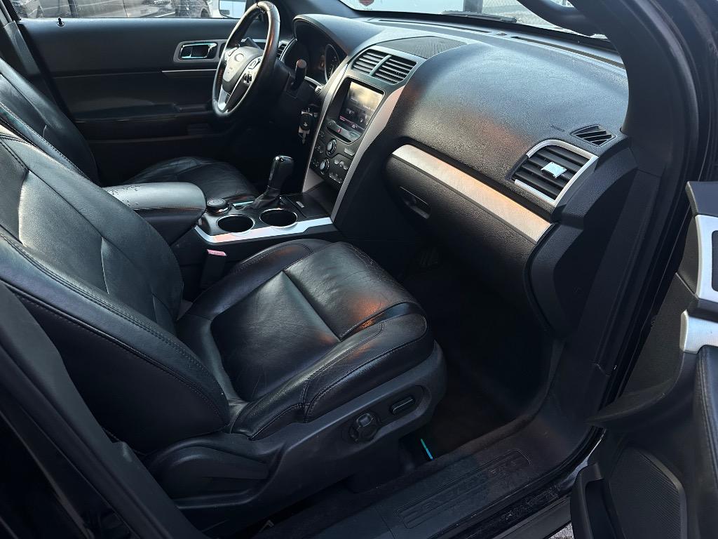 2013 Ford Explorer XLT - Photo 9