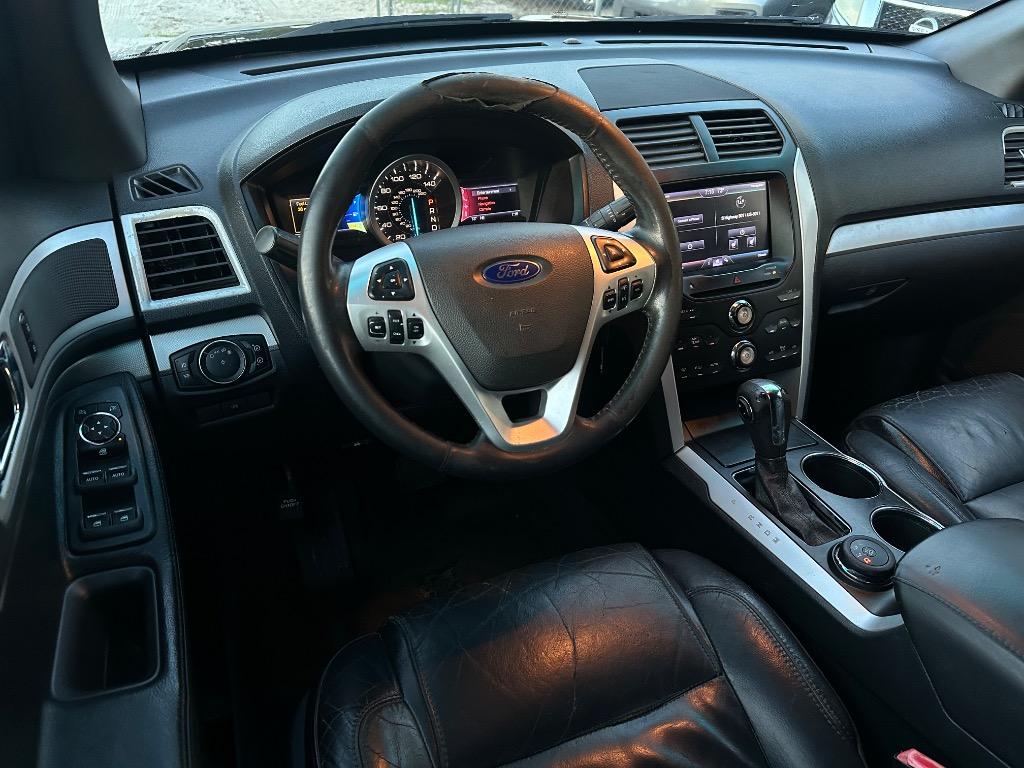 2013 Ford Explorer XLT - Photo 11