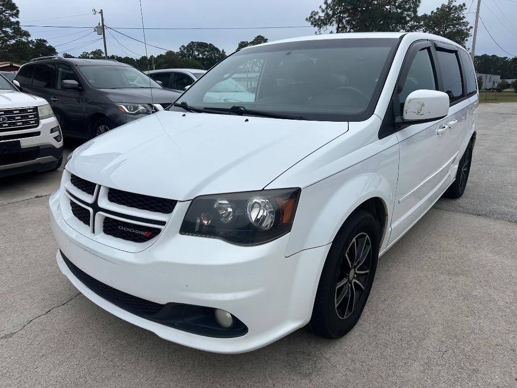 2015 Dodge Grand Caravan R/T's photo